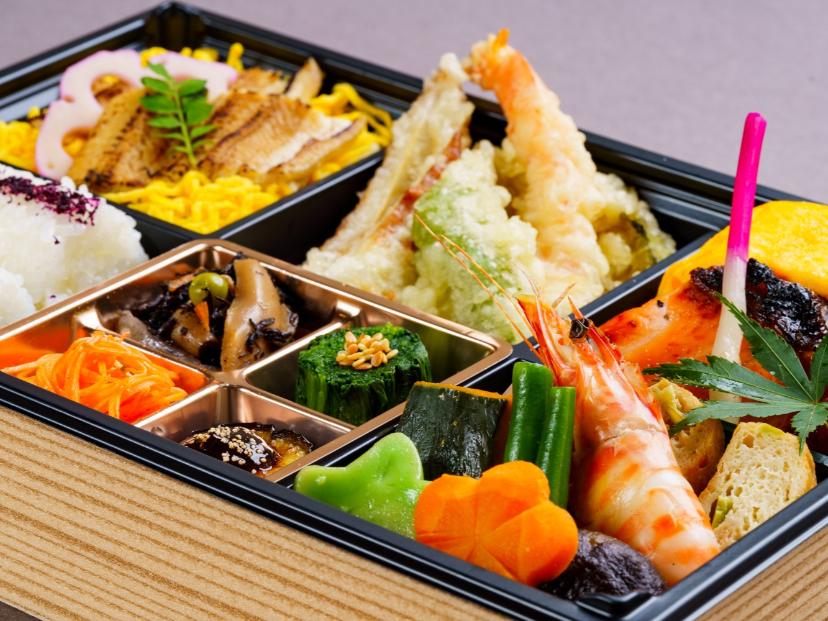 会席弁当　梅