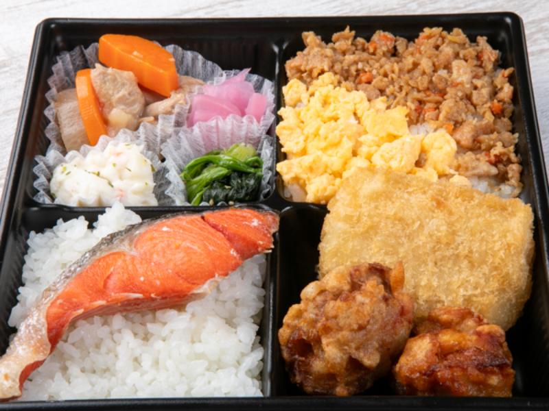 【ボリューム弁当】鮭＆海老カツ＆鶏大根