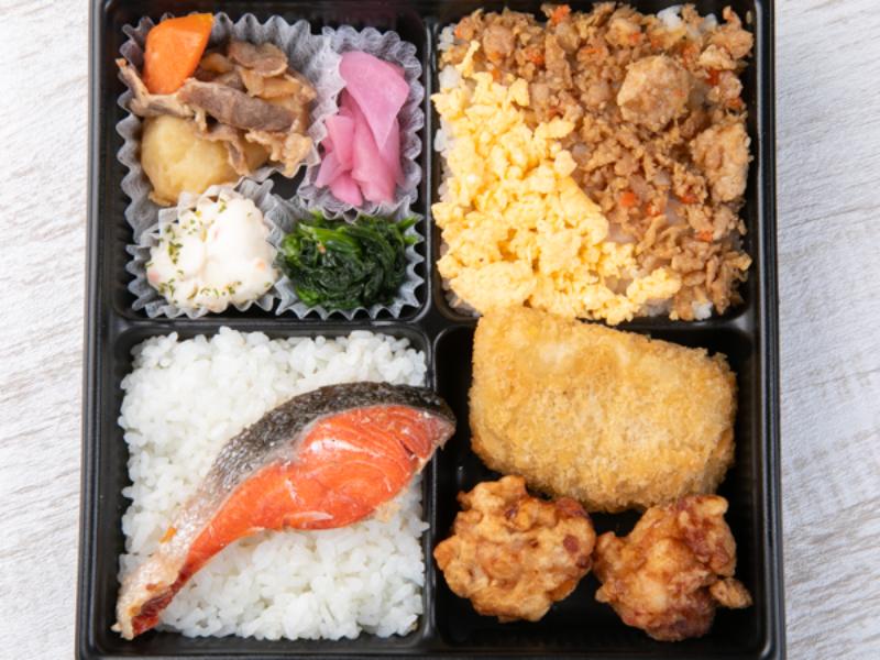 【ボリューム弁当】鮭＆海老カツ＆肉じゃが