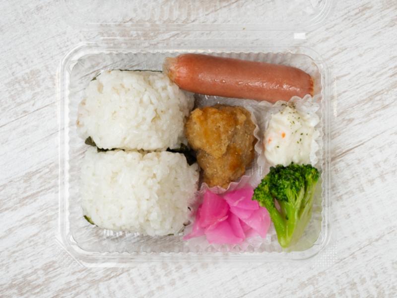 おにぎり2個（おかず2品）