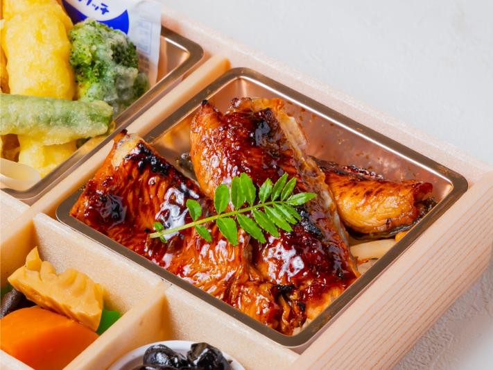 鰻と天ぷら鯛めし極上錦御膳