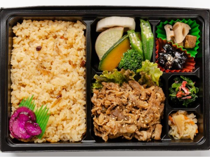 四季の炊込み御飯と焼肉御膳