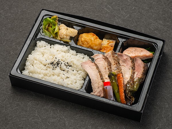 【ECO容器】どんぐりポークの薪焼きステーキ弁当