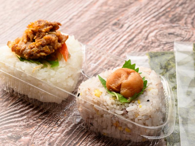 牛カルビと雑穀米おにぎり