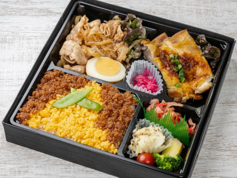 【Wメイン弁当】グリルチキンと生姜焼き