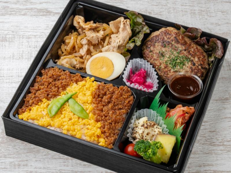 【Wメイン弁当】ハンバーグと生姜焼き