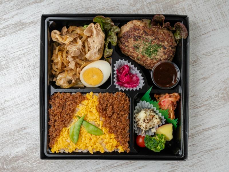 【Wメイン弁当】ハンバーグと生姜焼き