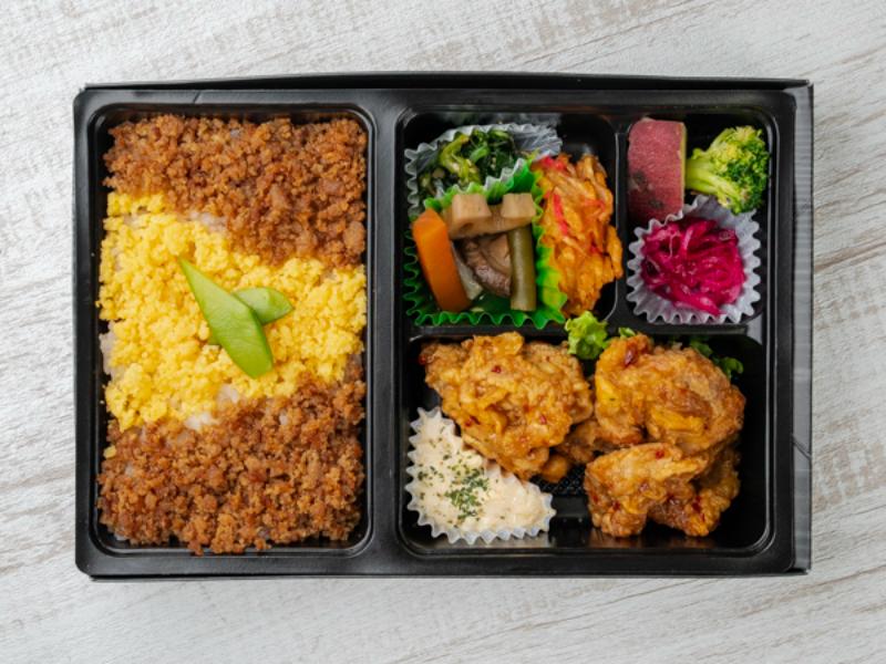 【そぼろ弁当】チキン南蛮