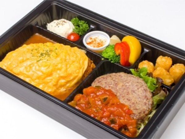 【温まる容器】ふわトロ卵とたっぷり牛肉のオムライス 和牛ハンバーグ添え