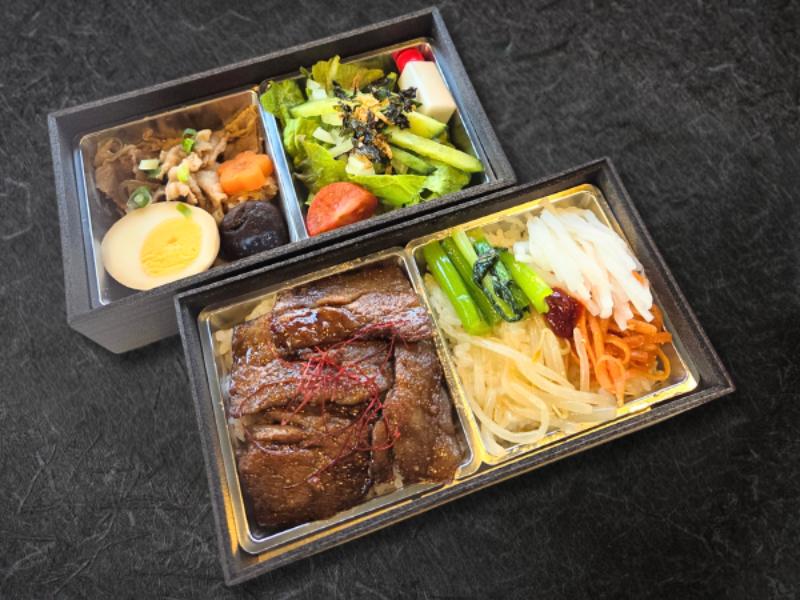 所沢牛カルビ＆牛すきとビビンバ２段弁当
