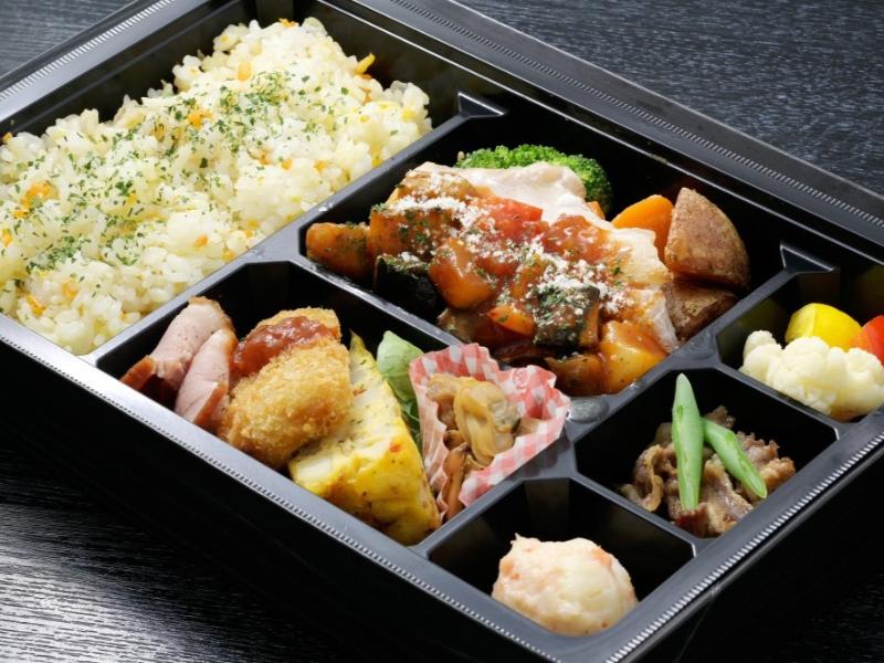 本日の鮮魚のムニエル〜西洋野菜のトマトソース〜