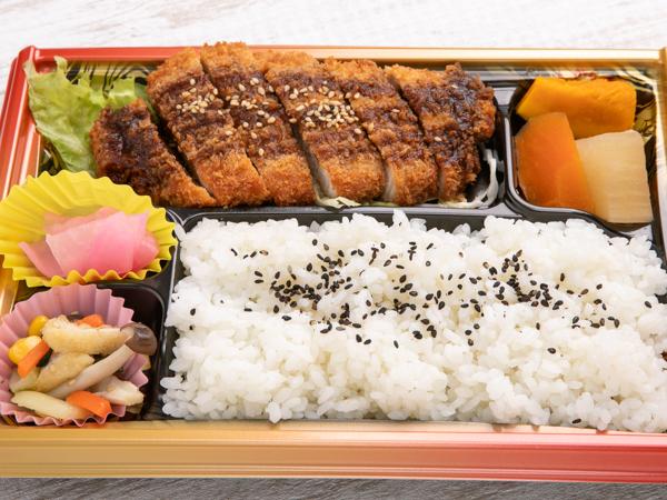 とんかつ弁当