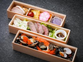 罪深き肉ツミニクの豪華罪肉の三銃士海鮮パエリアトリュフ弁当 3,240円