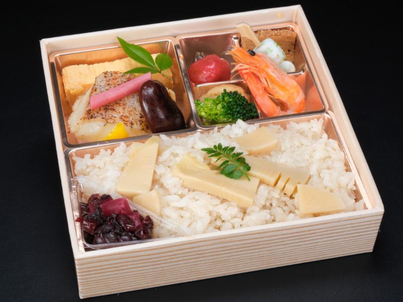 【4月1日～5月30日お届け分限定】たけのこご飯と旬の焼魚御膳