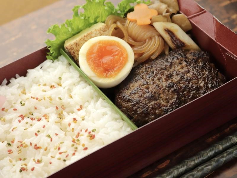 「すき焼き風」特製ハンバーグ重