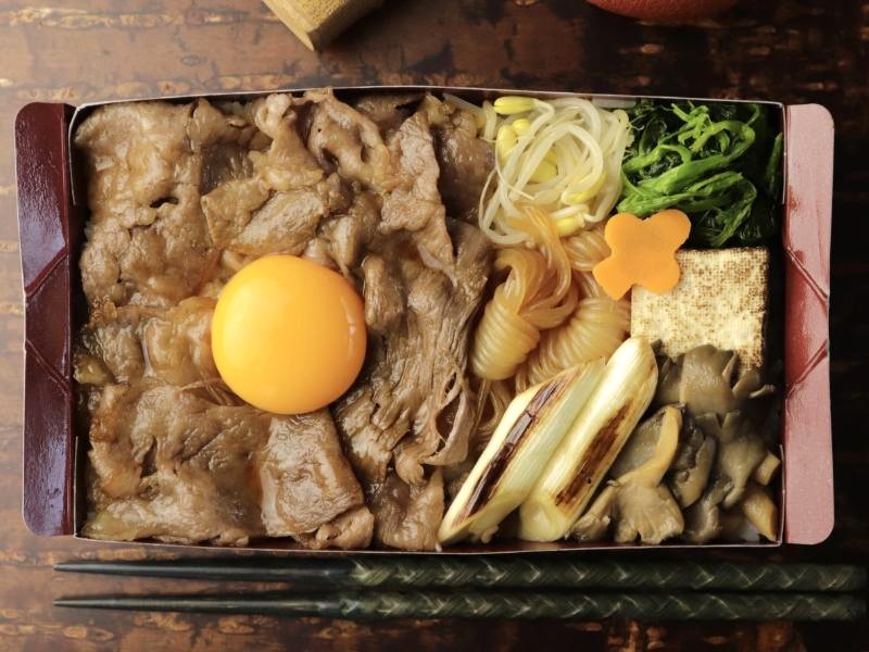 黒毛和牛すき焼き重