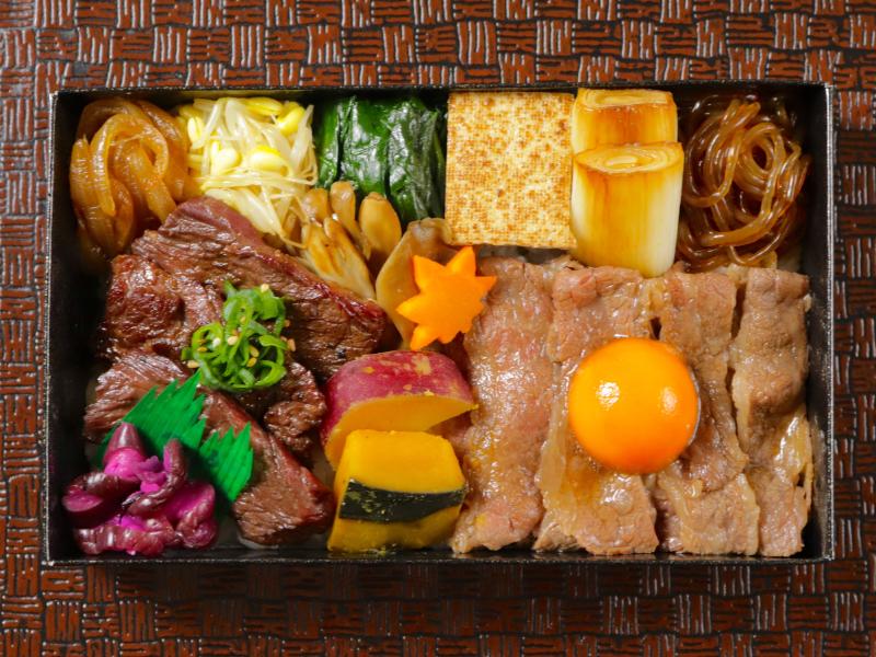 黒毛和牛すき焼きとハラミ焼肉特撰重