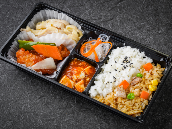 ダブルメイン炒飯弁当 ～白身魚甘酢和え＆葱塩鶏～