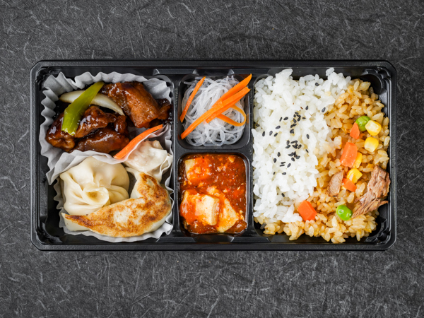 ダブルメイン炒飯弁当 ～酢豚＆3種の点心～