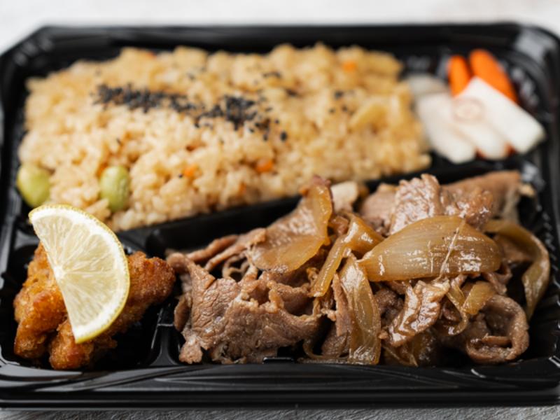 【おこわ弁当】特製生姜焼き
