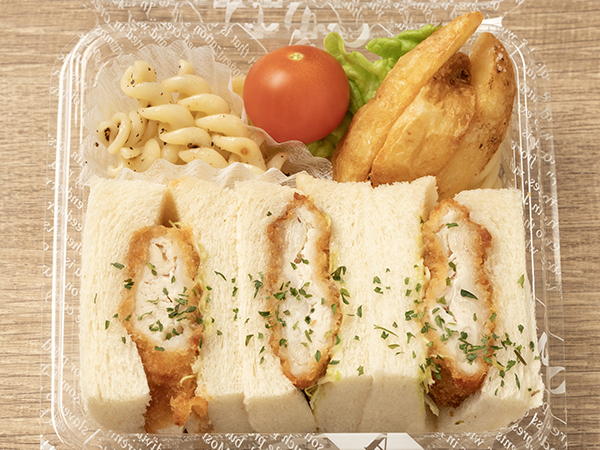 チキン味噌カツサンド