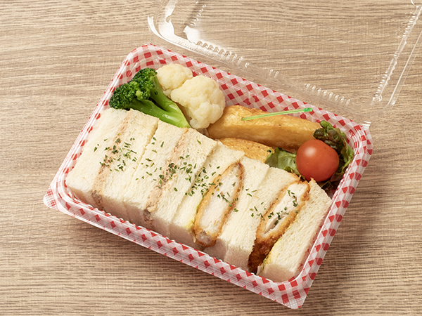 ツナ・チキン味噌カツの２種サンド