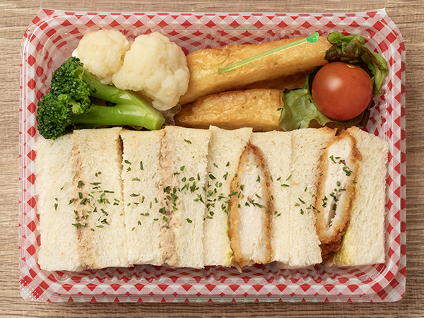ツナ・チキン味噌カツの２種サンド