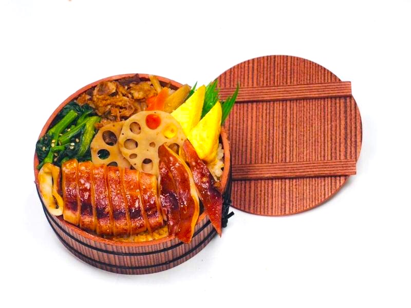 イカの姿焼きと釜めし