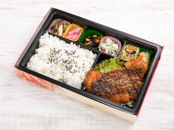 ロースとんかつ弁当