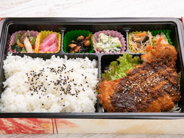 ロースとんかつ弁当