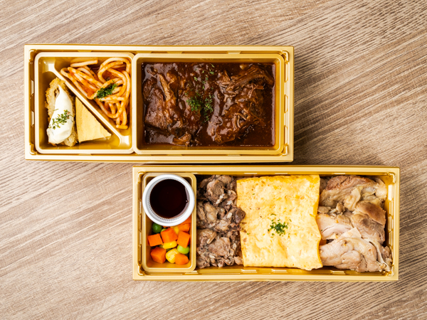 国産牛しぐれとチキングリルの3色丼の2段重