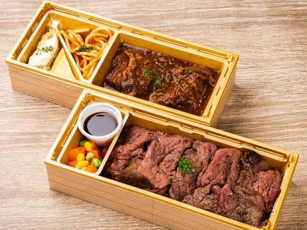 国産牛のステーキ丼とビーフシチューの2段重