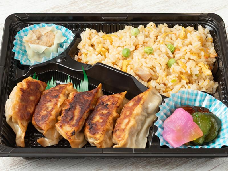 九州名物黒豚餃子弁当