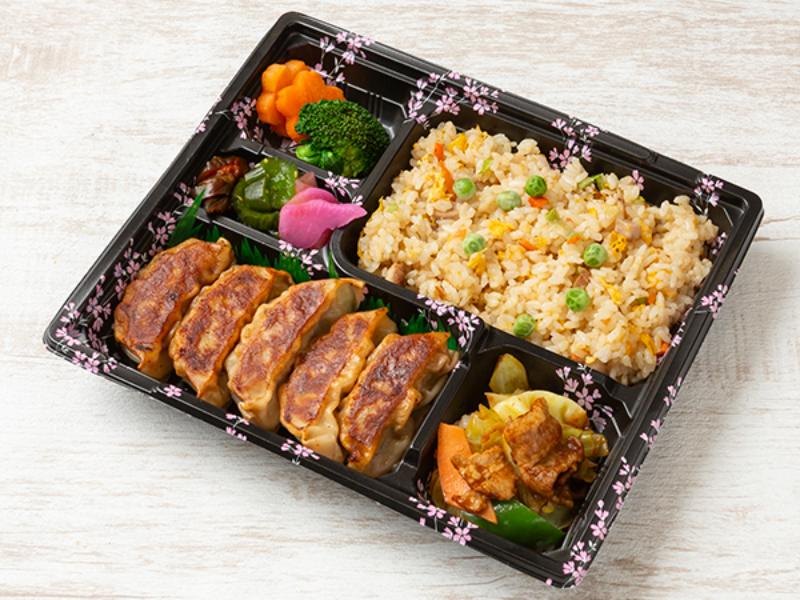 九州名物黒豚餃子＆回鍋肉弁当