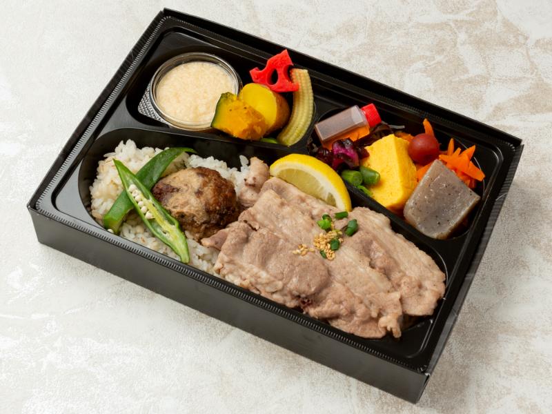 名物！！トロロで食べる１００％牛タンバーグと牛カルビ焼肉弁当
