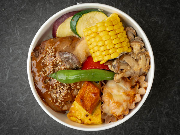 のっけ盛り　コアラ亭弁当