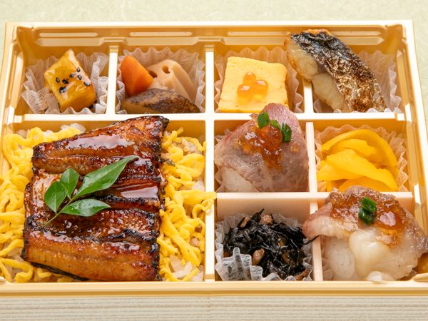 【日本鰻】ミニうな丼と神戸牛手毬寿司膳