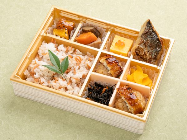 ちりめん山椒ご飯と鰻手毬のお弁当