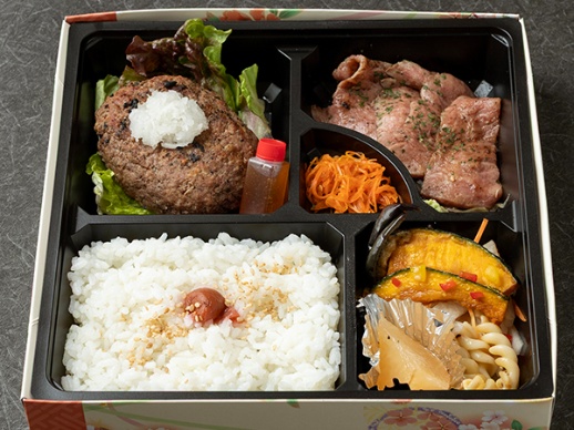 常陸牛入り炭火焼きハンバーグと常陸牛炙りローストビーフ弁当