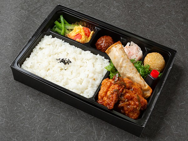 特製油淋鶏の豪華中華弁当Ａ