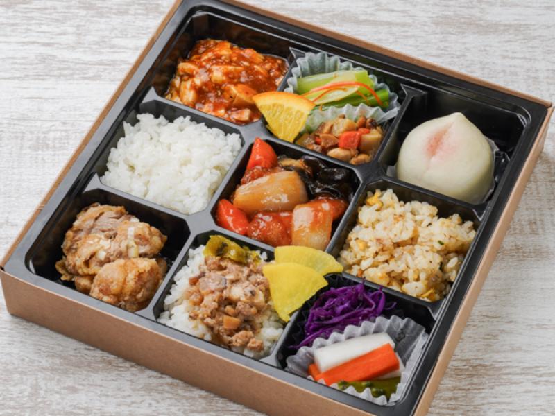 特選！彩り中華弁当【鶏肉の甘酢あんかけ炒め】