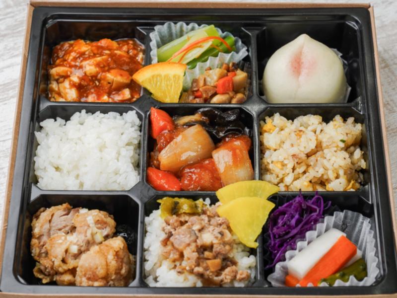 特選！彩り中華弁当【鶏肉の甘酢あんかけ炒め】