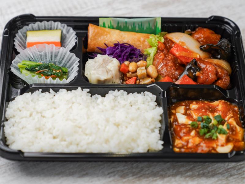シェフお勧め！THE中華弁当【鶏肉の甘酢あんかけ炒め】
