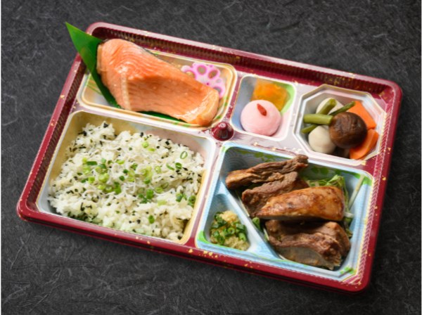 北海道産鹿バラ肉と熟成麹漬け銀鮭の贅沢御膳