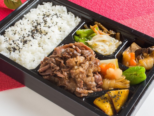 【ECO容器】黒毛和牛すき焼き御膳弁当 【松】