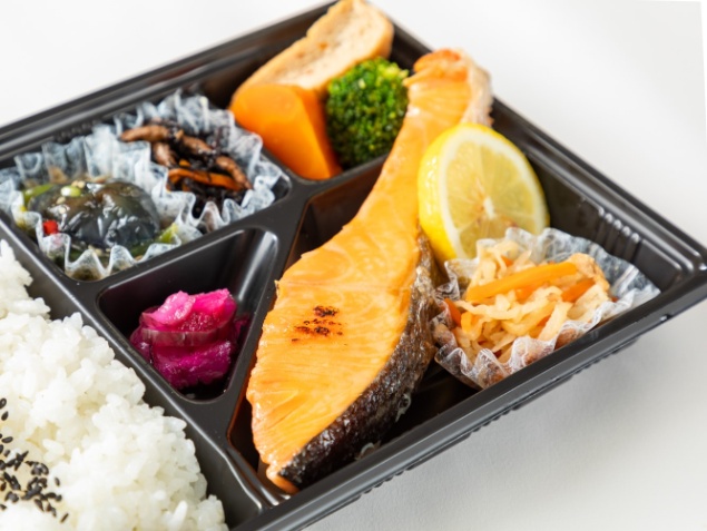 焼き鮭弁当