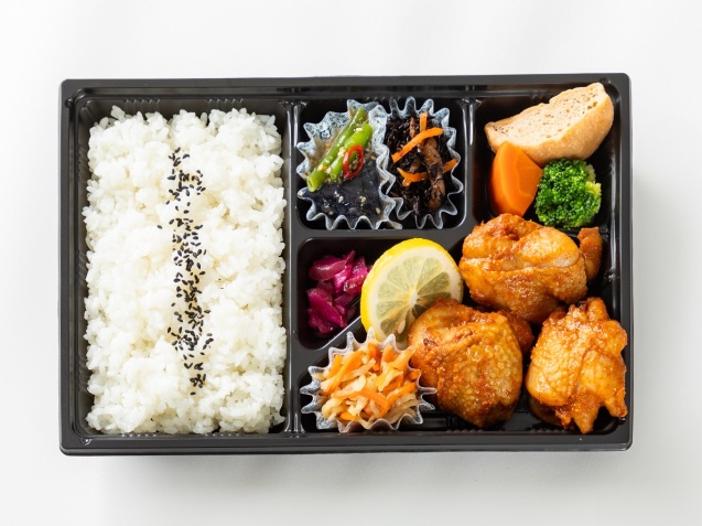 スパイシータンドリーチキン弁当
