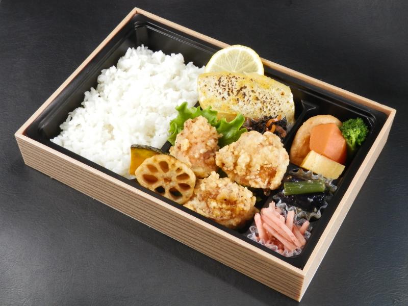 鶏の柚子塩から揚げ＆カレイの西京焼き弁当