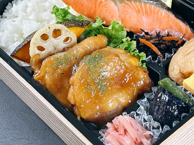 鶏の照り焼き＆鮭の塩焼き弁当