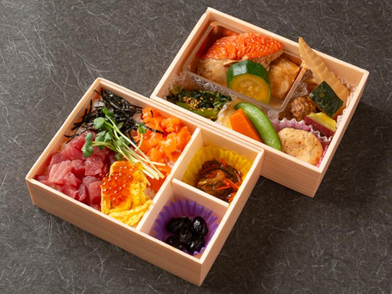 金目鯛煮つけ二段御膳　まぐろサーモンイクラばらチラシ寿司
